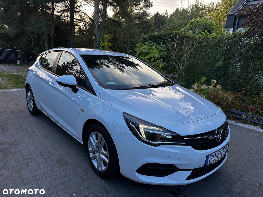 Opel Astra 2020 photo 2