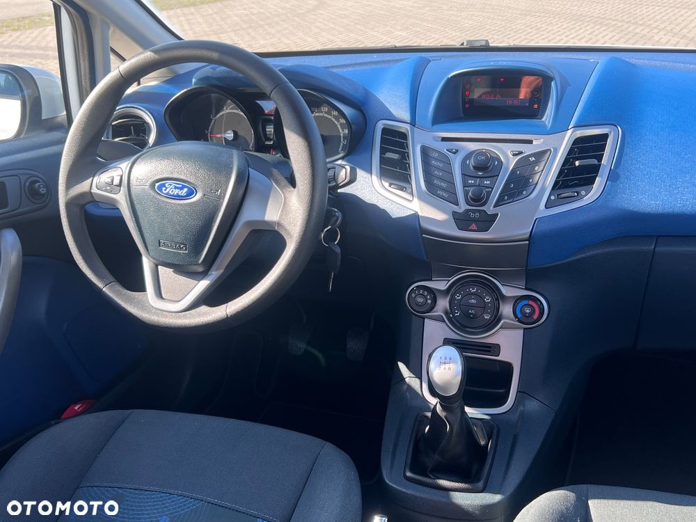 Ford Fiesta 1.4 Champions Edition - 20