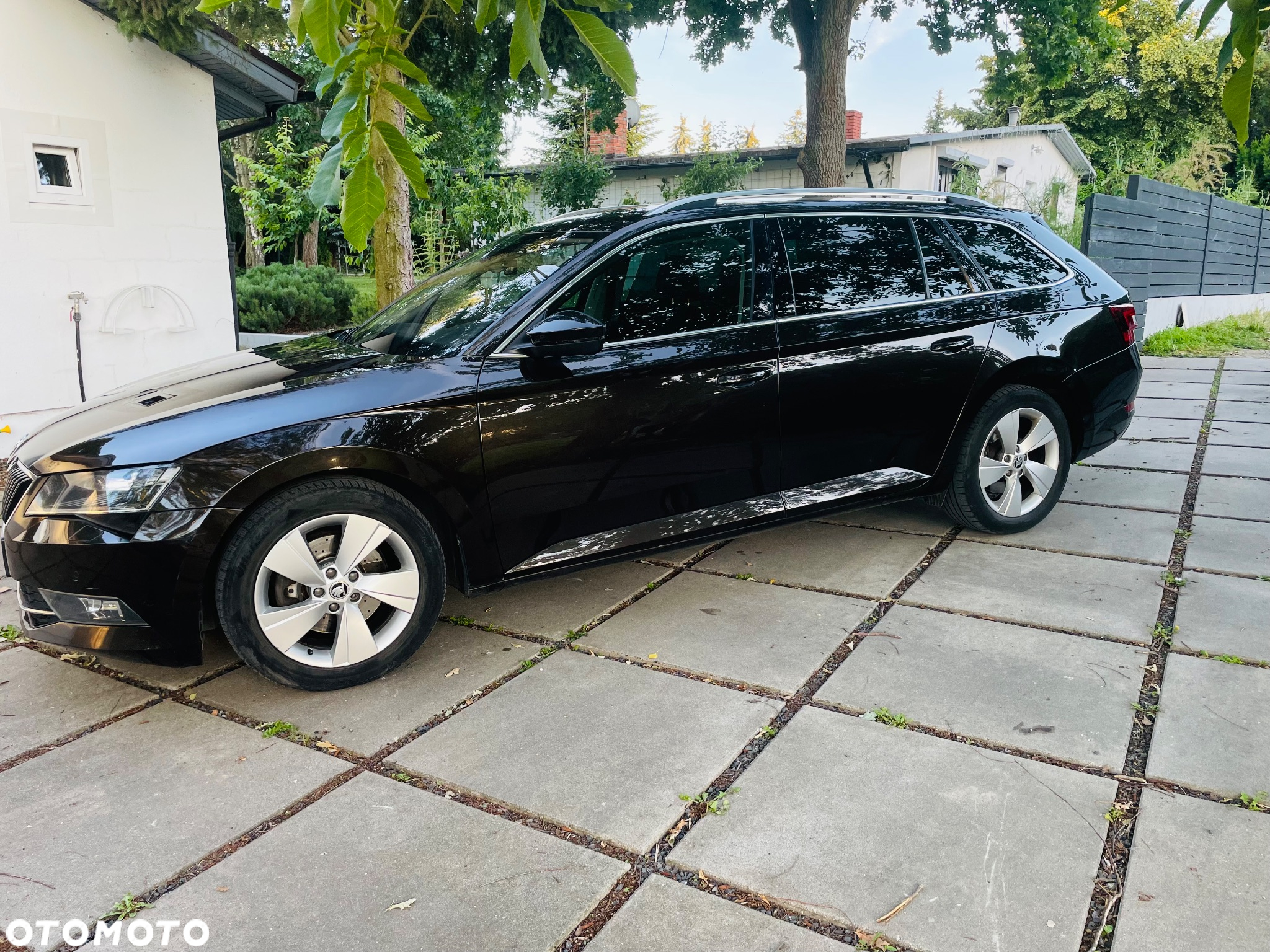 Skoda Superb 2.0 TDI 4x4 Style DSG - 11