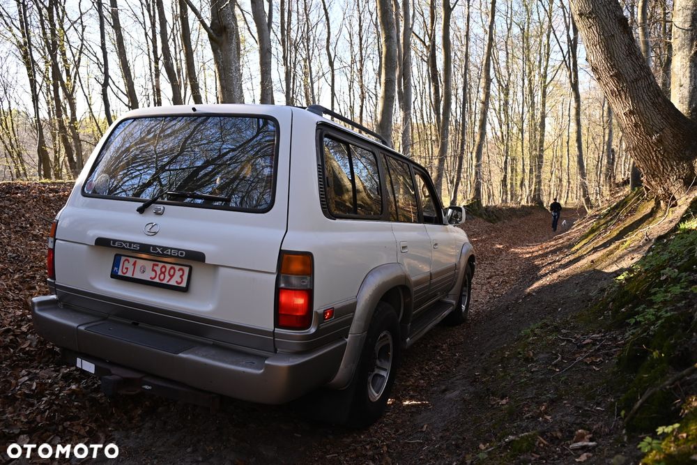 Lexus LX - 5