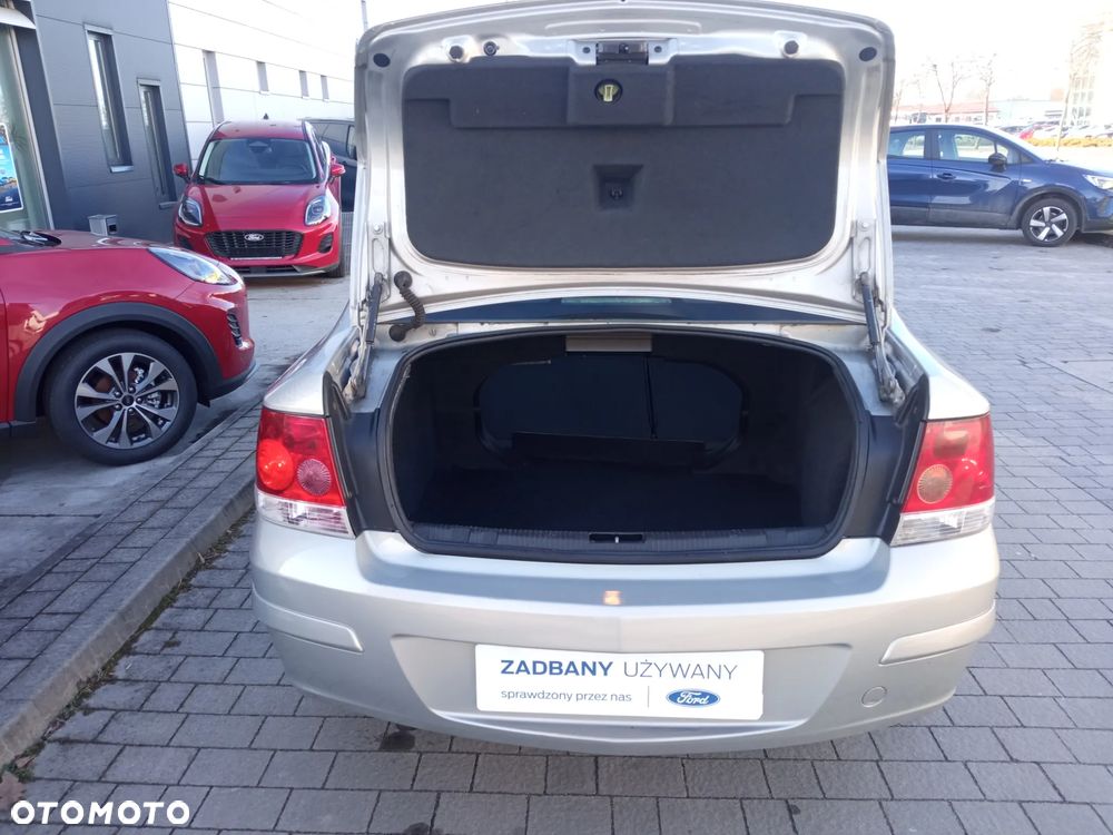 Opel Astra 1.6 Enjoy - 19
