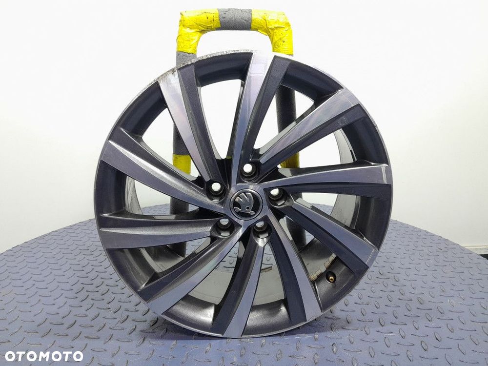 SKODA OCTAVIA IV FELGA ALUMINIOWA 7.5JX18R 5X112 ET48 5E3601025H - 1