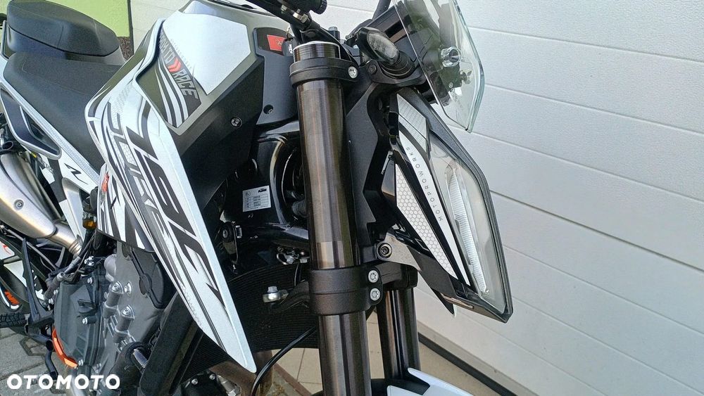 KTM Duke - 21