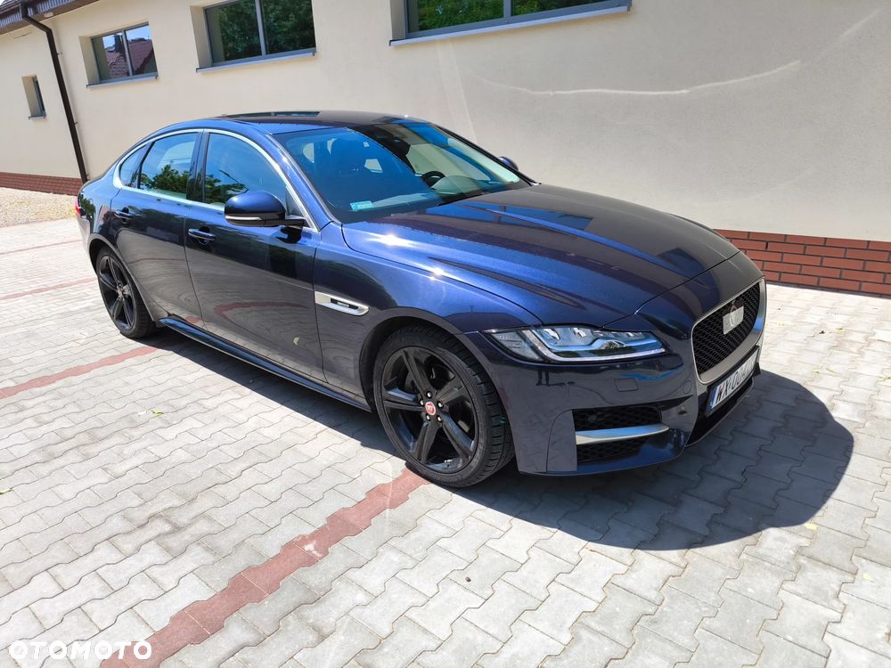 Jaguar XF 2.0 i4D R-Sport - 3