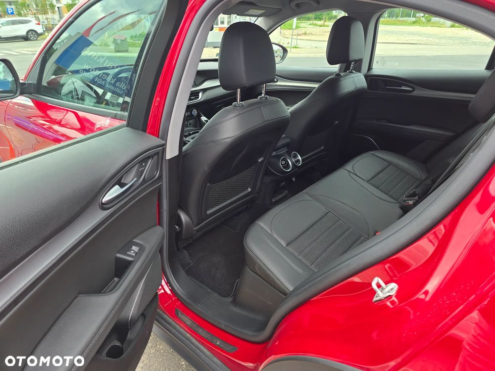 Alfa Romeo Stelvio 2.0 Turbo Sprint Q4 - 17