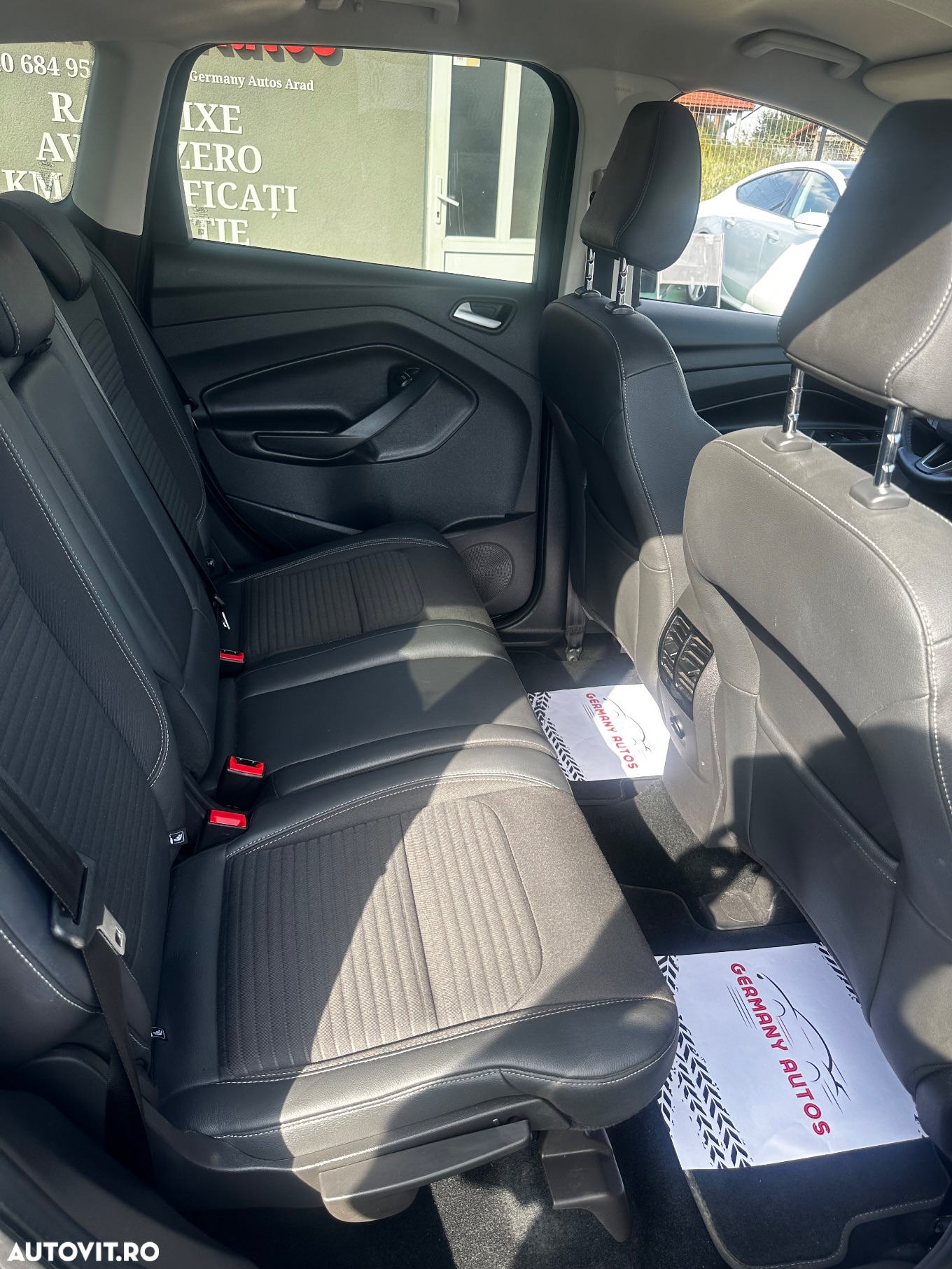 Ford Kuga 2.0 EcoBlue Aut. 4x4 TITANIUM - 8