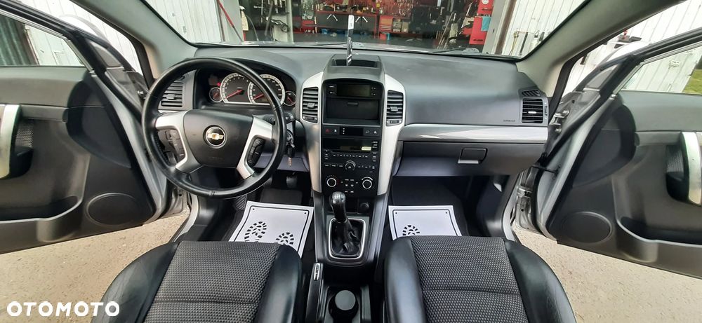 Chevrolet Captiva 2.4 2WD 7 Sitzer LS - 36