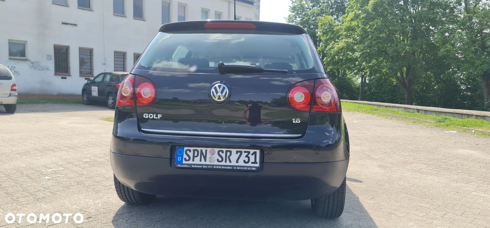 Volkswagen Golf 1.6 Comfortline - 17