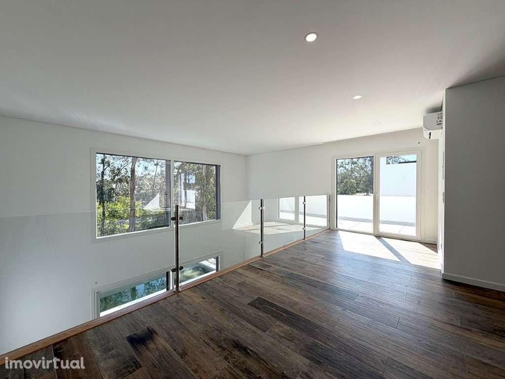 Moradia Moderna T3 à Venda com Piscina, a 10 Minutos da Praia - Grande imagem: 5/20