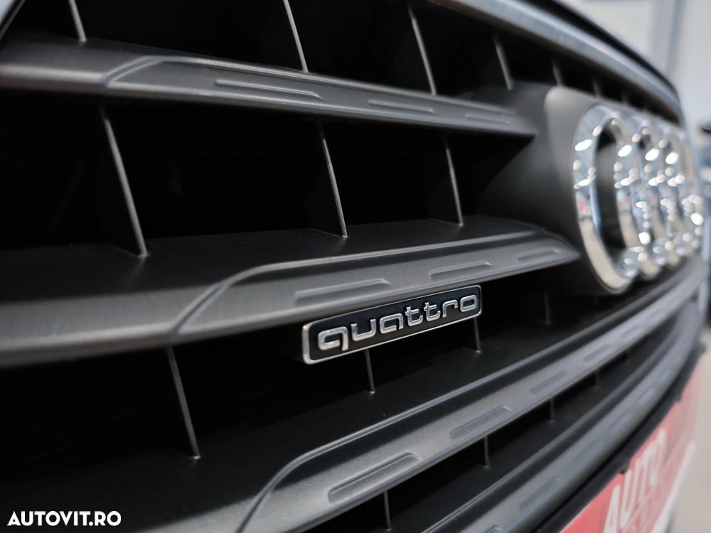 Audi Q3 2.0 TFSI Quattro Stronic Design - 32