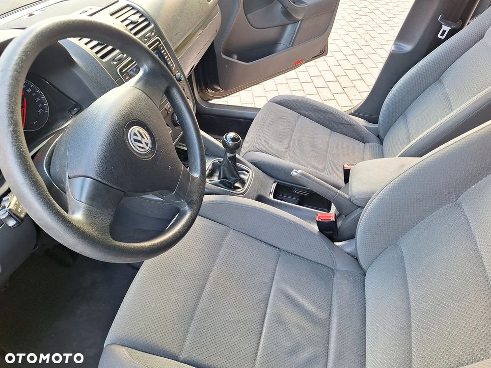 Volkswagen Golf 1.6 Tour Edition - 21