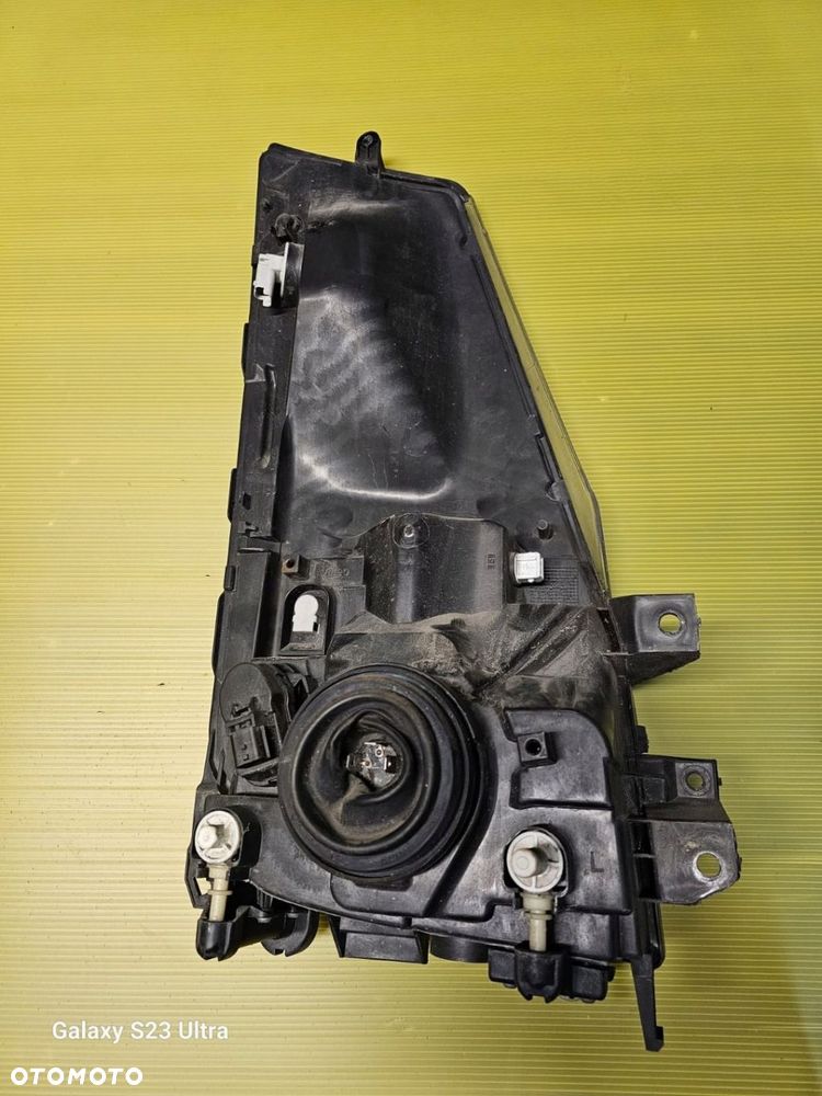 Lampa lewa europa Maxity Cabstar YD25 07-23r - 2