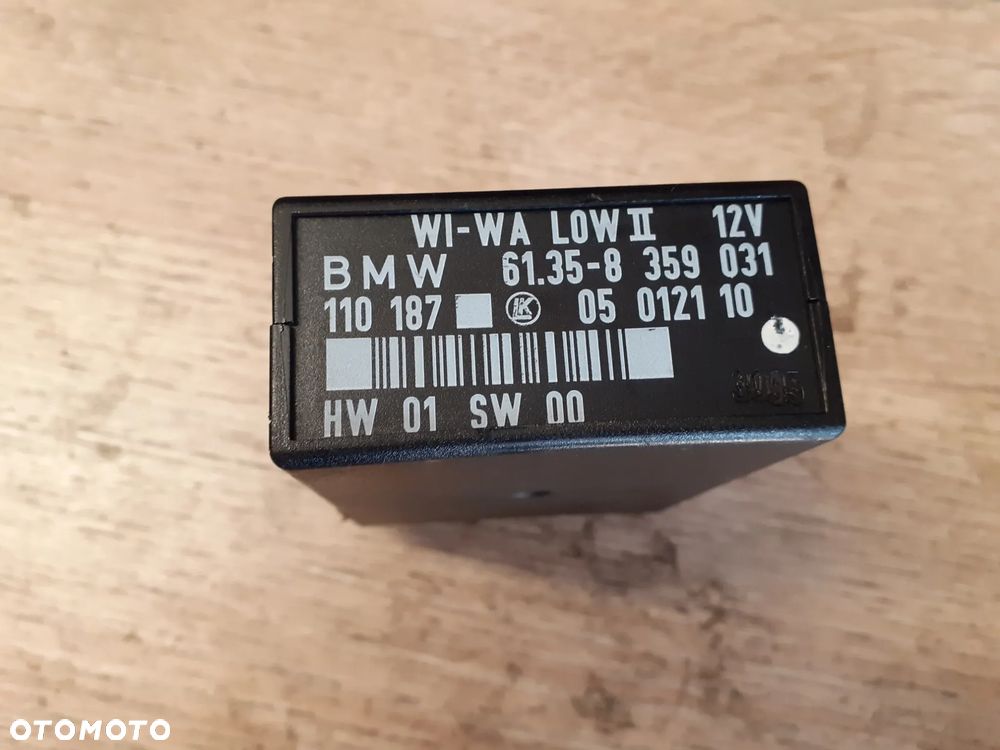 MODUŁ STEROWNIK WYCIERACZEK BMW SERIA 3 E36 SERIA 5 E34 - 1