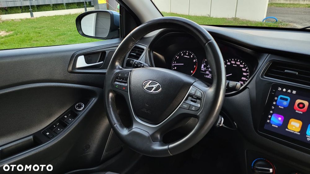 Hyundai i20 blue 1.2 YES!+ - 26