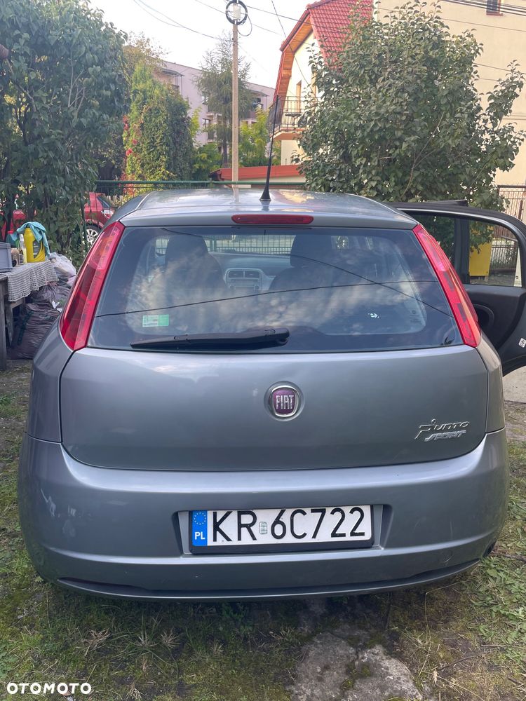 Fiat Grande Punto - 4