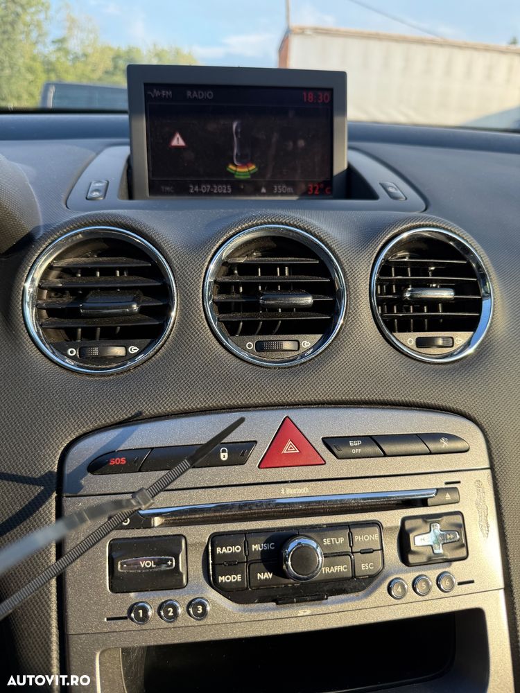 Peugeot 308 120 VTi Allure - 12