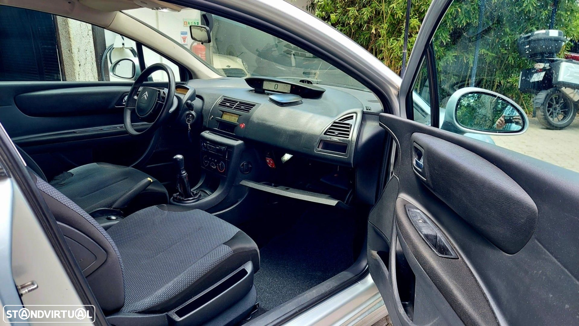 Citroën C4 Coupé 1.6 HDi X - 9