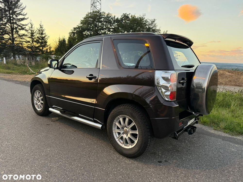 Suzuki Grand Vitara 1.6 - 8