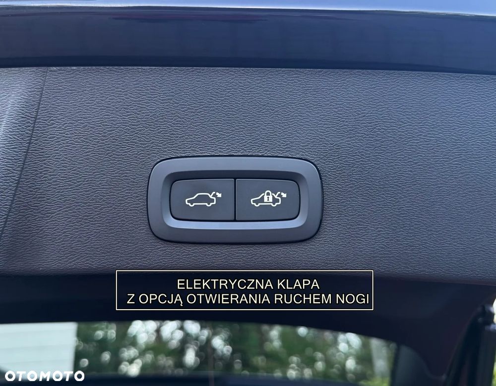 Volvo XC 40 B3 B DKG Plus Black Edition - 30