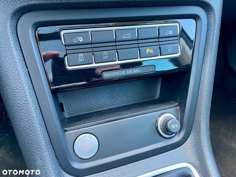 Volkswagen Sharan 1.4 TSI BMT Highline - 21