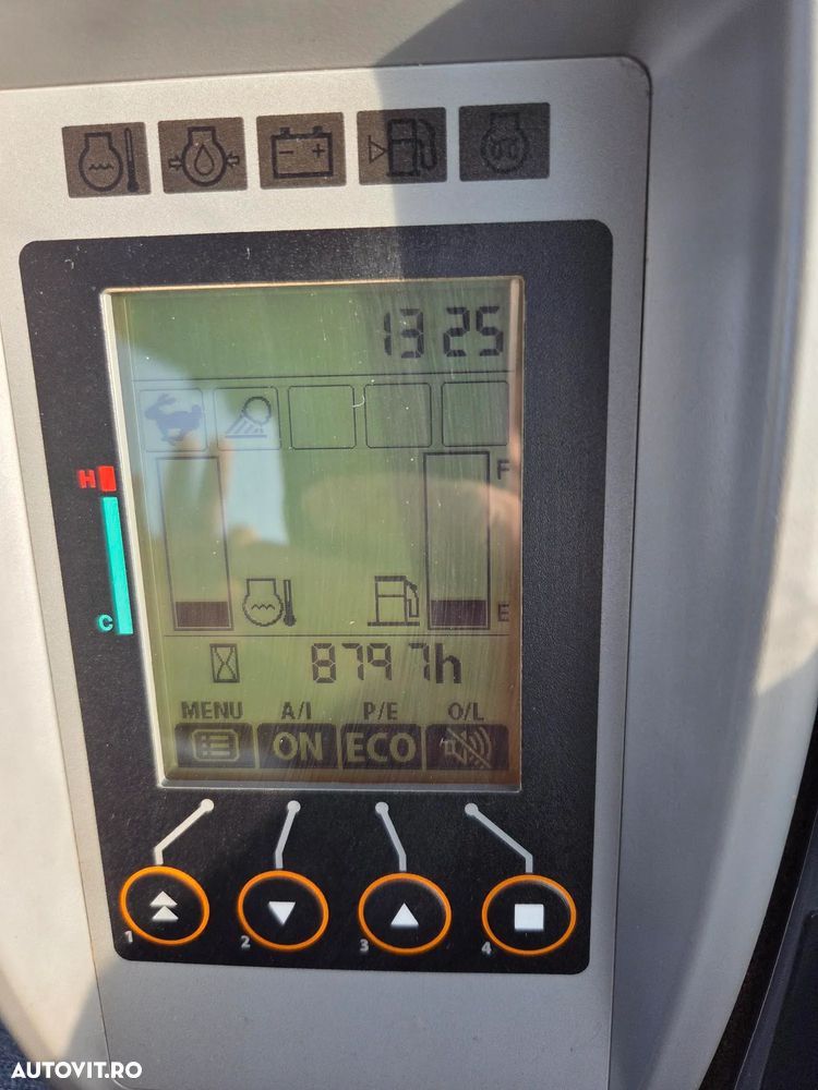 Hitachi ZX55, 2023, 879h, 5,5 tone, CUPLA RAPIDA+3 CUPE NOI, senile cauciuc 90% bune, Inst picon pe brate, A dous inst hidr pe brate, Aer conditionat, Ad sapare 5m, STARE CA NOU, posibilitate leasing-PROMOTIE 46.900 EUR+tva - 2