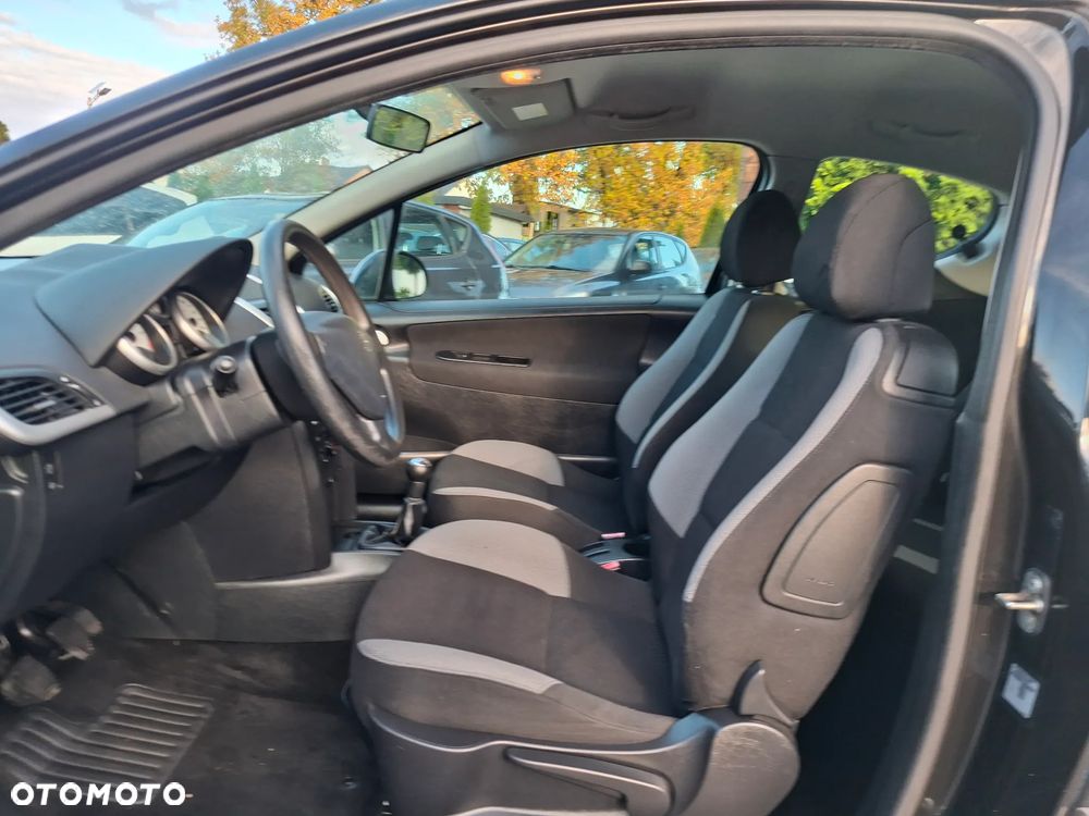 Peugeot 207 90 Sport - 21