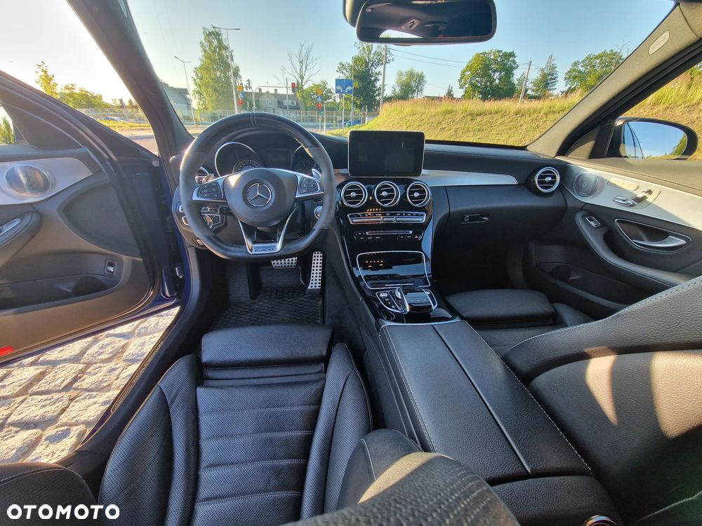 Mercedes-Benz Klasa C 450 AMG 4-Matic 7G-TRONIC - 16