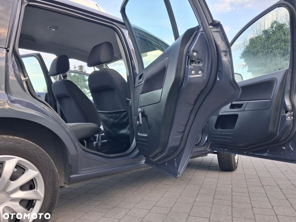 Ford Fusion 1.4 Style - 13