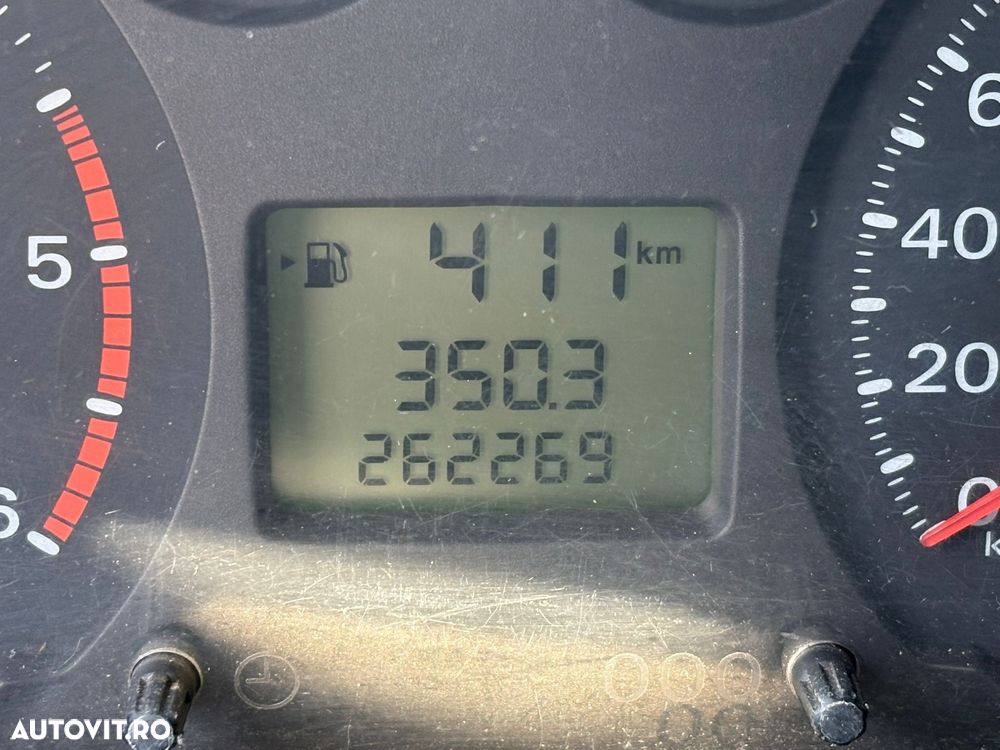 Ford Transit - 25