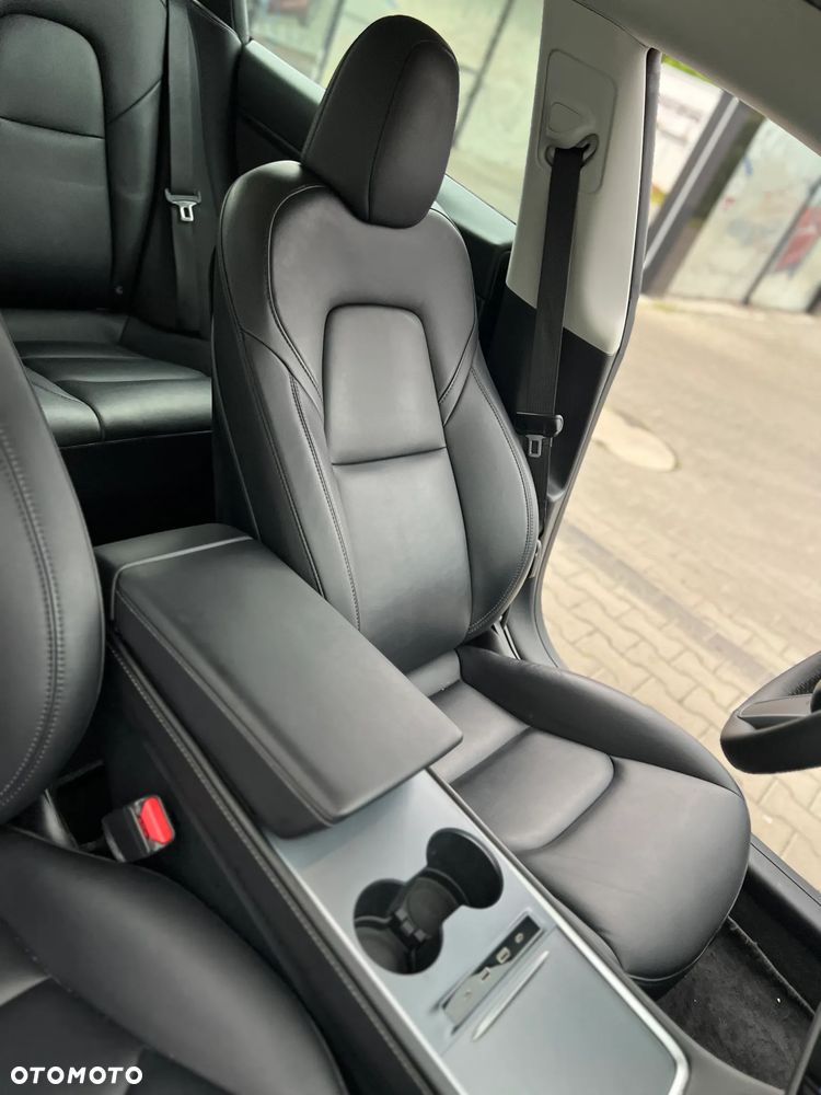 Tesla Model 3 Standard Reichweite Plus Hinterradantrieb - 15