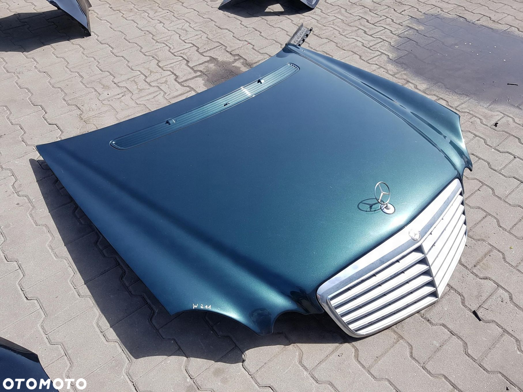 MERCEDES E KLASA W211 LIFT 06-09r MASKA GRILL 300 C300 - 3