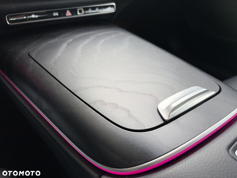 Mercedes-Benz Klasa E - 25