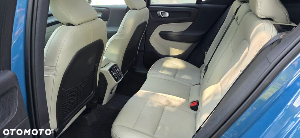 Volvo XC 40 B5 B AWD Ultimate Bright - 10