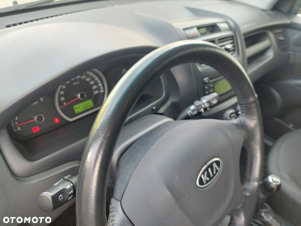 Kia Sportage - 13