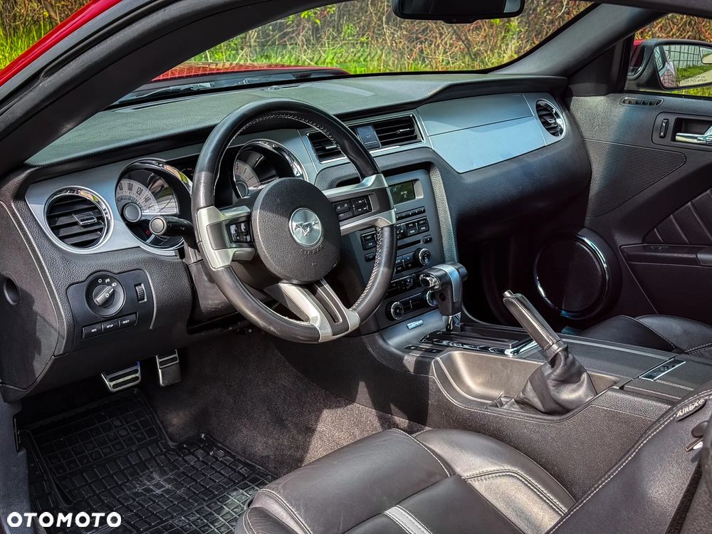 Ford Mustang 3.7 V6 Premium - 10