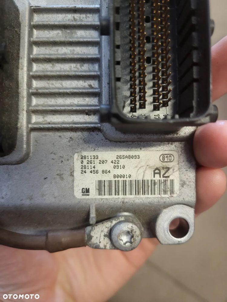 STEROWNIK SILNIKA OPEL AGILA 1.0  24456864 - 2