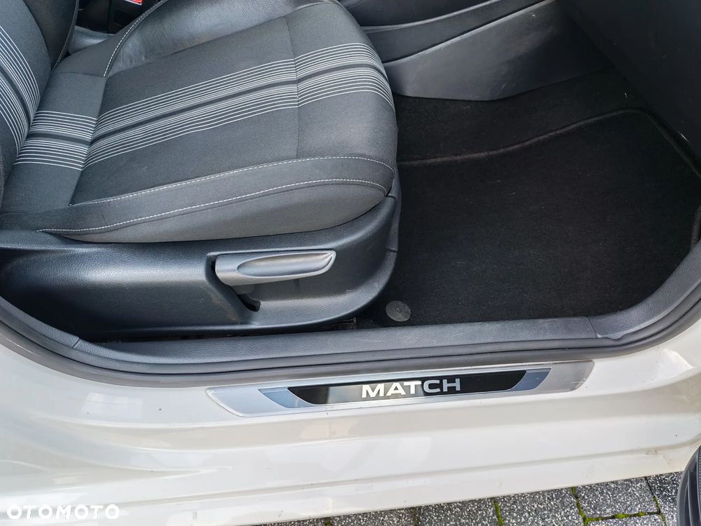 Volkswagen Polo - 13