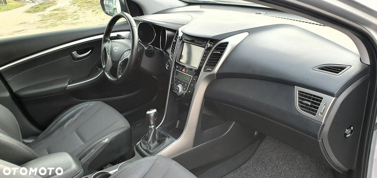 Hyundai i30 - 11