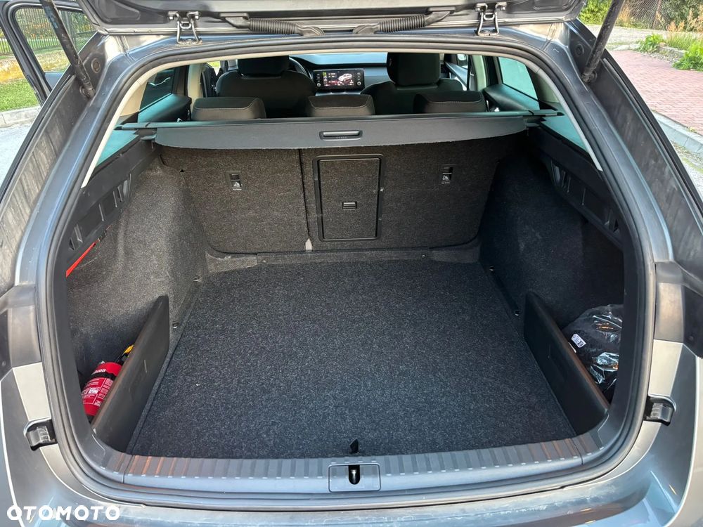 Skoda Octavia 2.0 TDI Active - 14