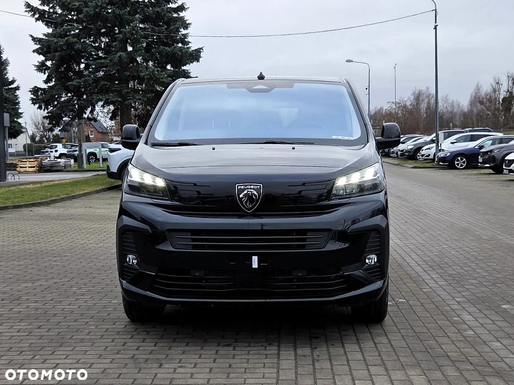 Peugeot Traveller - 2