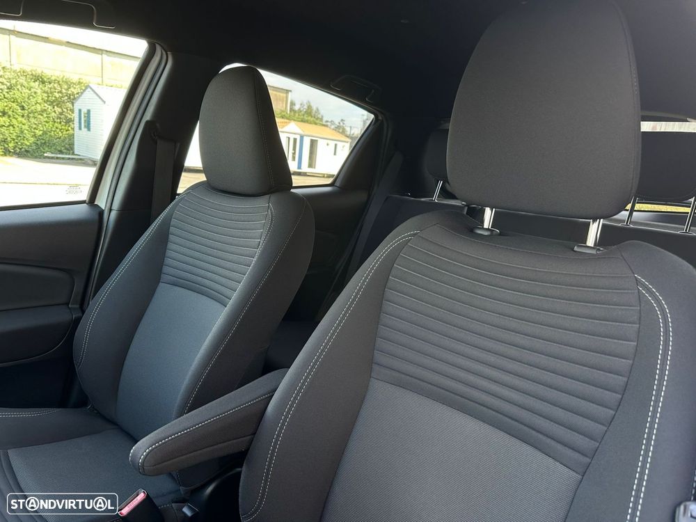 Toyota Yaris 1.5 HSD Comfort +P.Style+P.Techno - 7