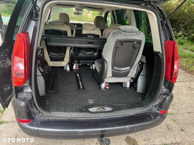 Peugeot 807 140 Automatik Premium - 17