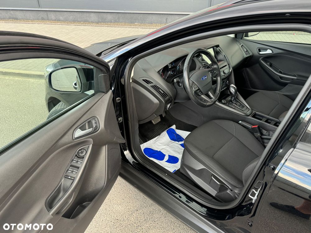 Ford Focus SW 1.5 TDCi Titanium ASS PowerShift - 5