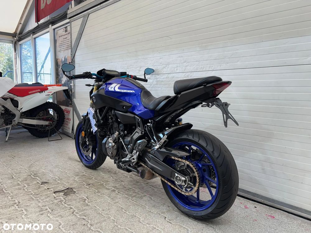Yamaha MT - 5