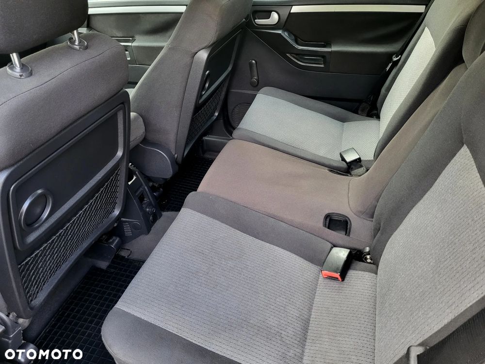 Opel Meriva 1.6 Cosmo - 11