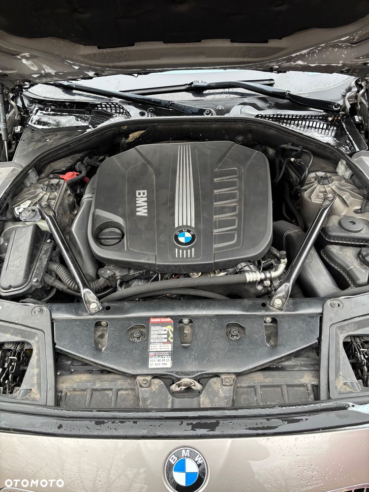 BMW Seria 5 530d Sport-Aut Luxury Line - 12