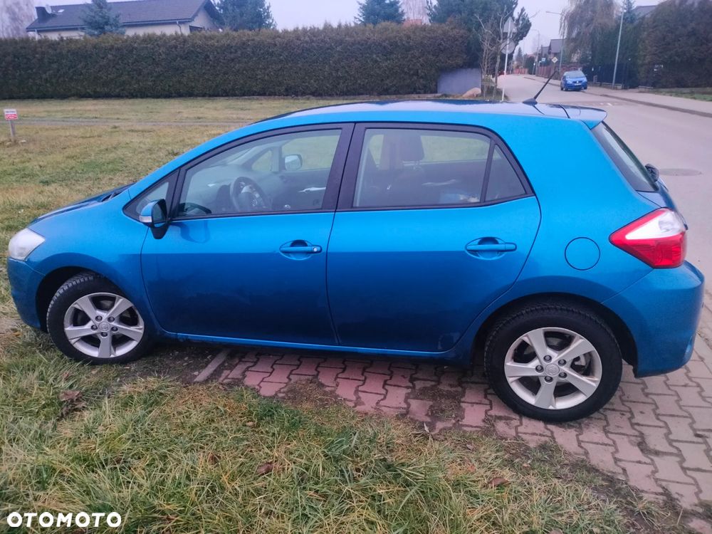 Toyota Auris 1.6 Premium - 3