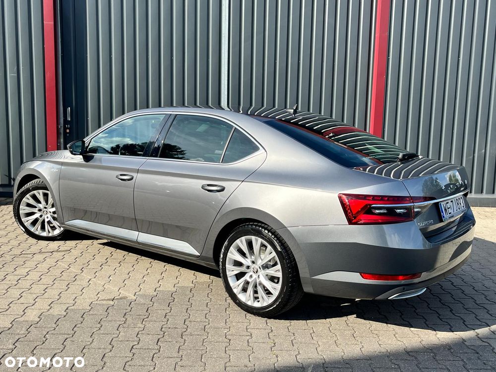 Skoda Superb 2.0 TDI SCR L&K DSG - 4