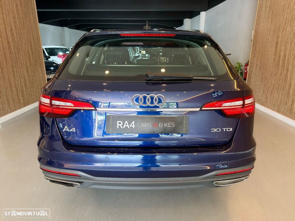 Audi A4 Avant 30 TDI S tronic - 20
