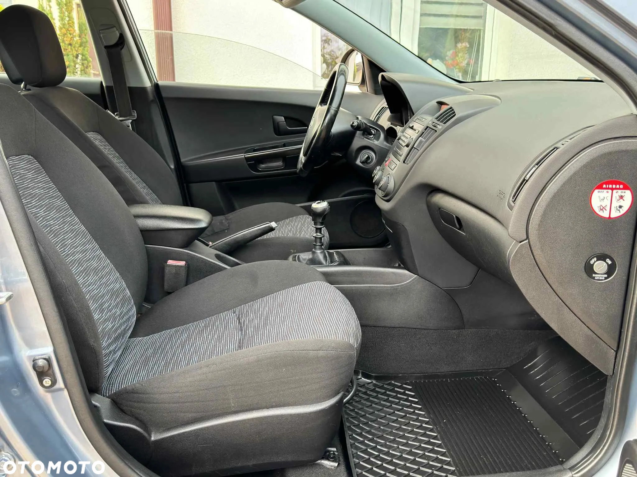 Kia Ceed Cee'd 1.6 Crdi Comfort - 9